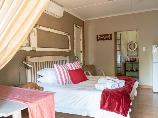 Room image 4