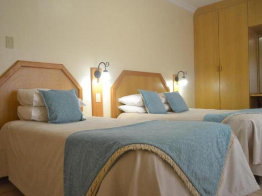 Room image 3