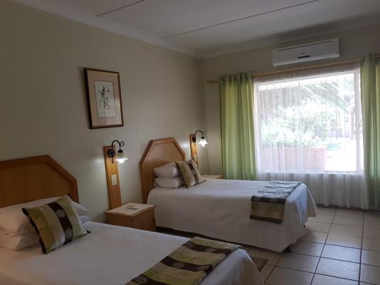 Room image 5