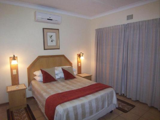 Room image 1