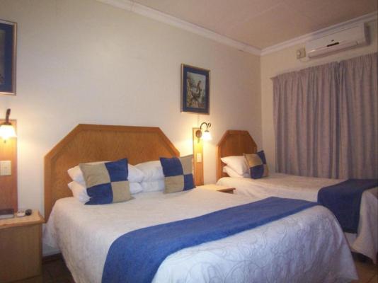 Room image 4