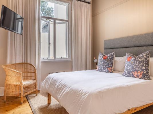 Room image 1