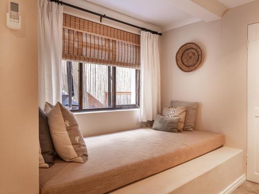 Room image 7