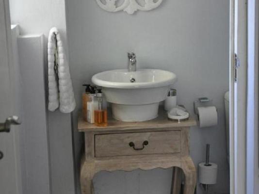 Room image 2