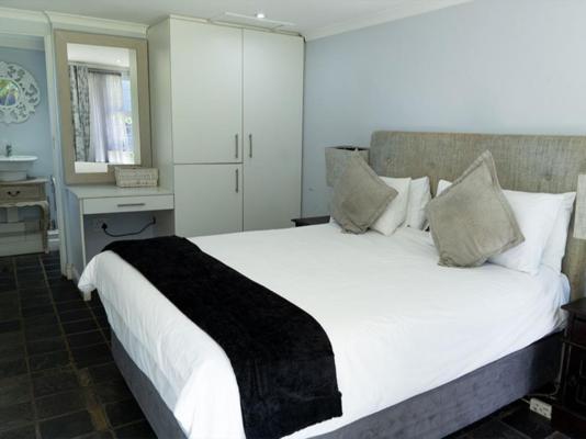 Room image 3