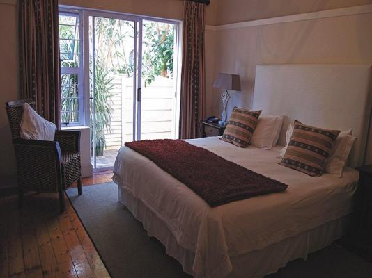 Room image 4