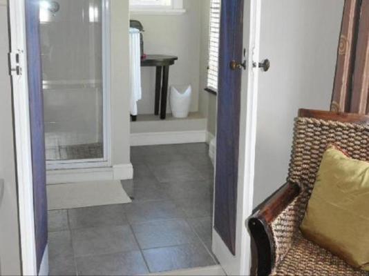Room image 5