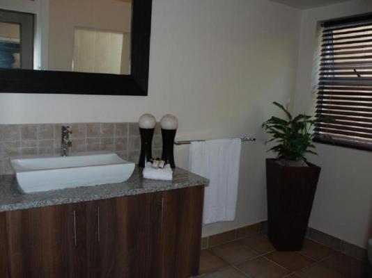 Room image 6