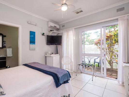 Room image 4