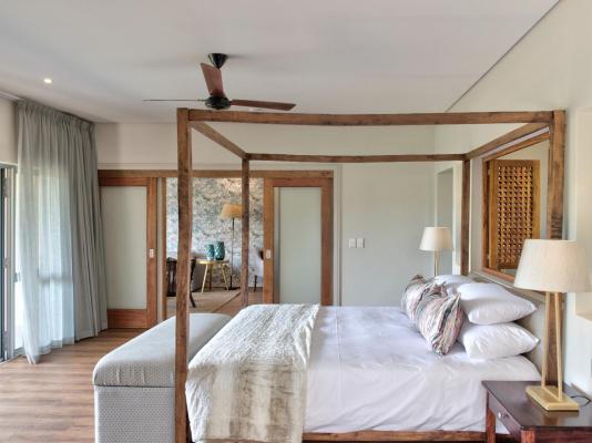 Room image 4