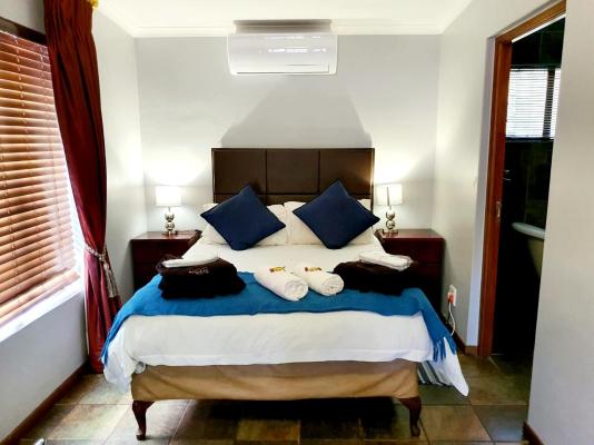 Room image 3