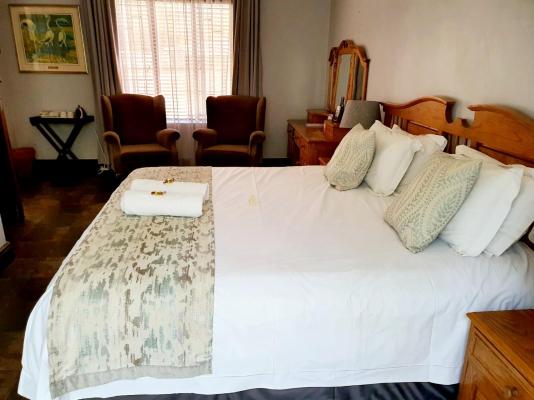 Room image 7