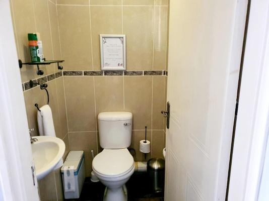 Room image 10
