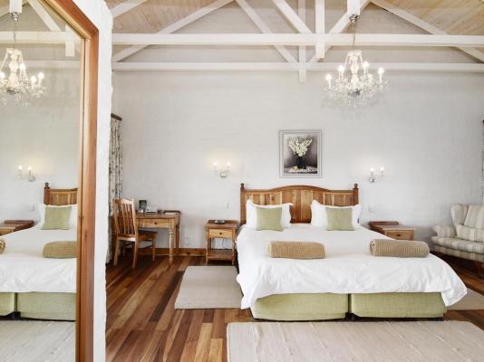 Room image 3