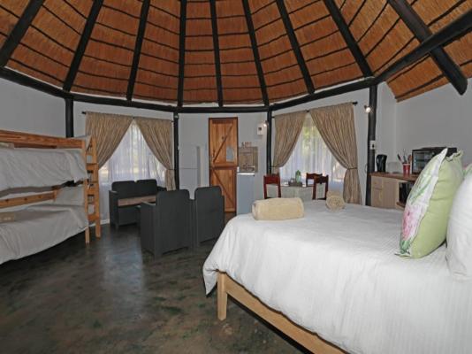 Room image 3