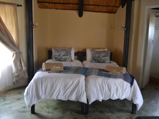 Room image 1