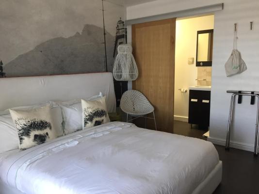 Room image 1