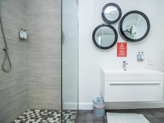Room image 2