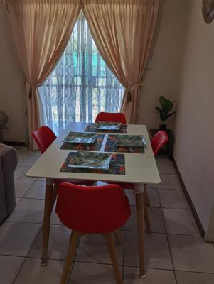 Lunford Apartment - 194262