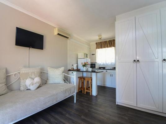 Room image 1
