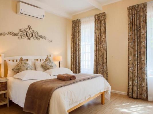 Room image 7