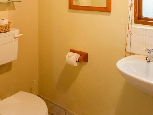 Room image 12