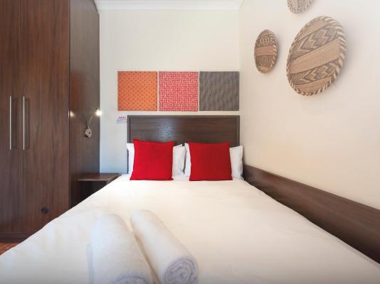 Room image 8