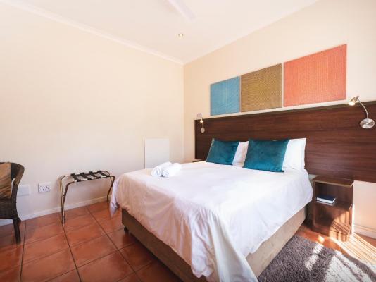 Room image 12