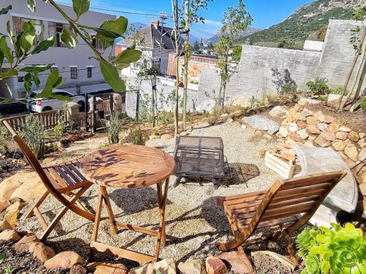 Dragon Tree Guest House - 194503