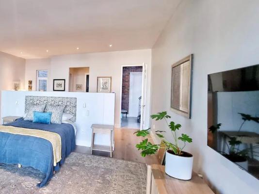 Dragon Tree Guest House - 194507