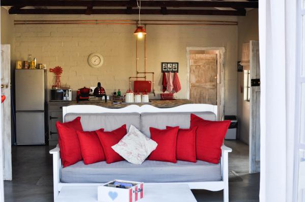 Avonsrus Guest House - 194531