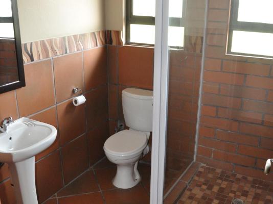Room image 2