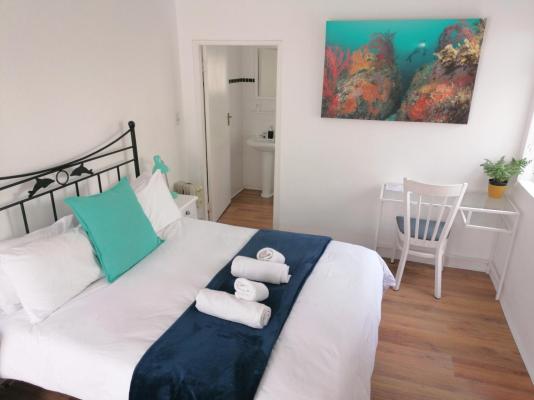 Room image 3
