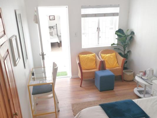 Room image 12
