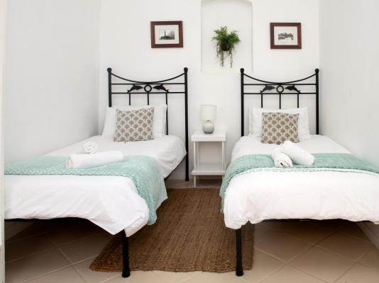 Room image 19