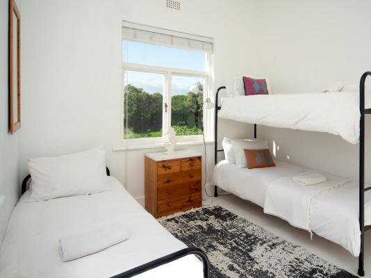 Room image 5