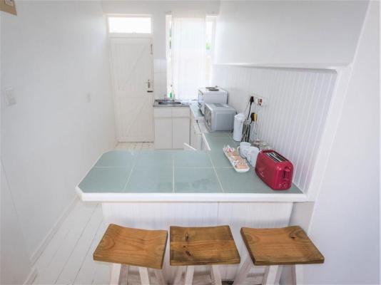 Room image 12