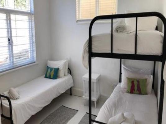 Room image 15
