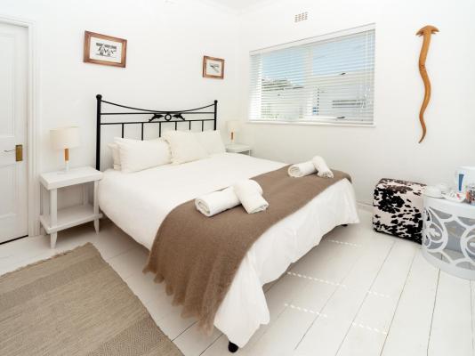 Room image 20