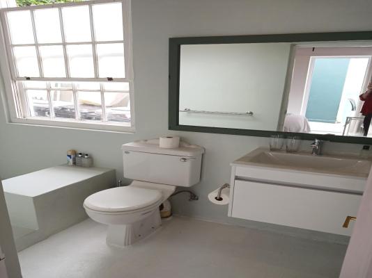 Room image 26
