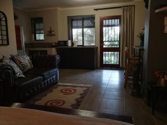 Room image 5