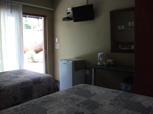 Room image 3
