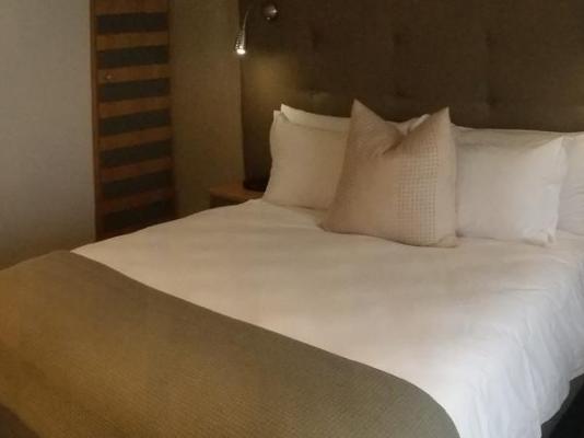 Room image 3