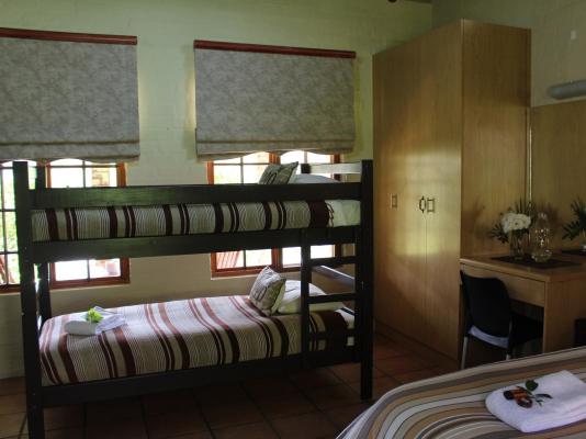 Stonebreaker Country Lodge - 195374