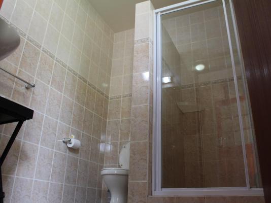 Room image 18
