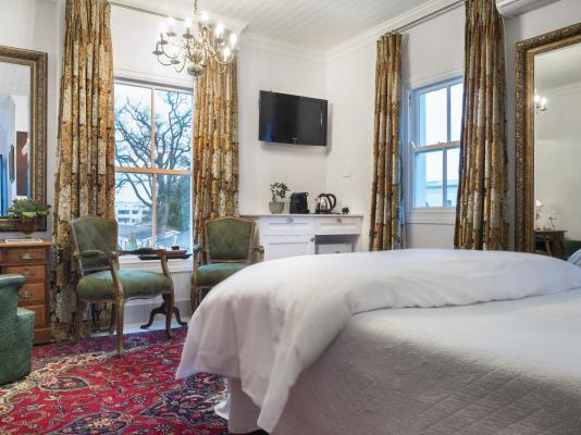 Room image 3