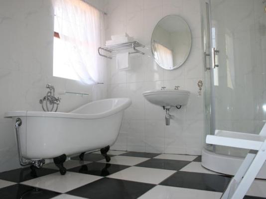 Room image 1