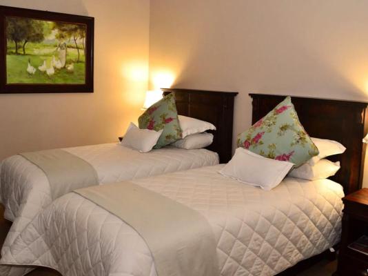 Room image 1