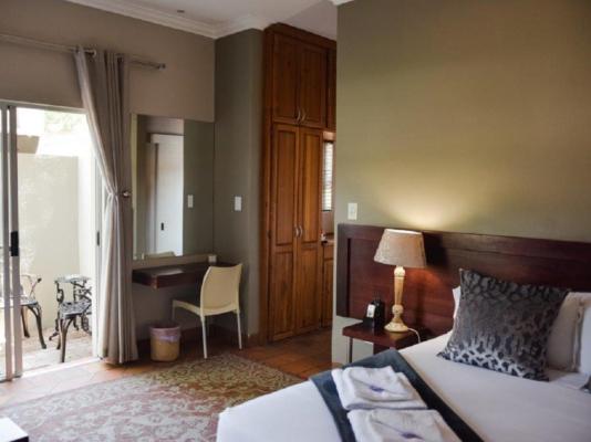 Room image 13