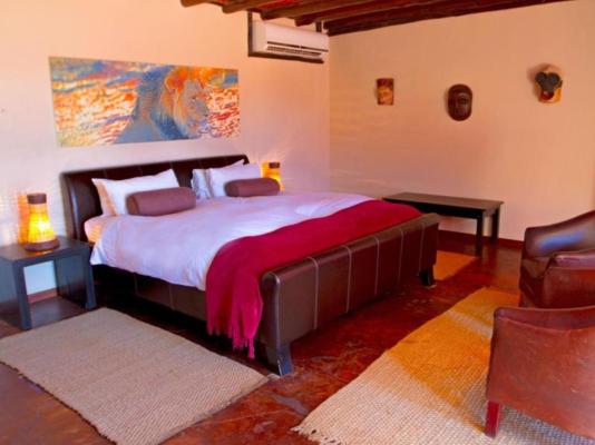 Room image 4